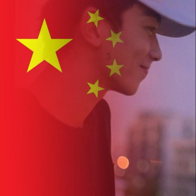 白色宫廷风深V上衣搭配紧身小脚裤,你觉得适合微胖身材吗?-你的有问必答平台